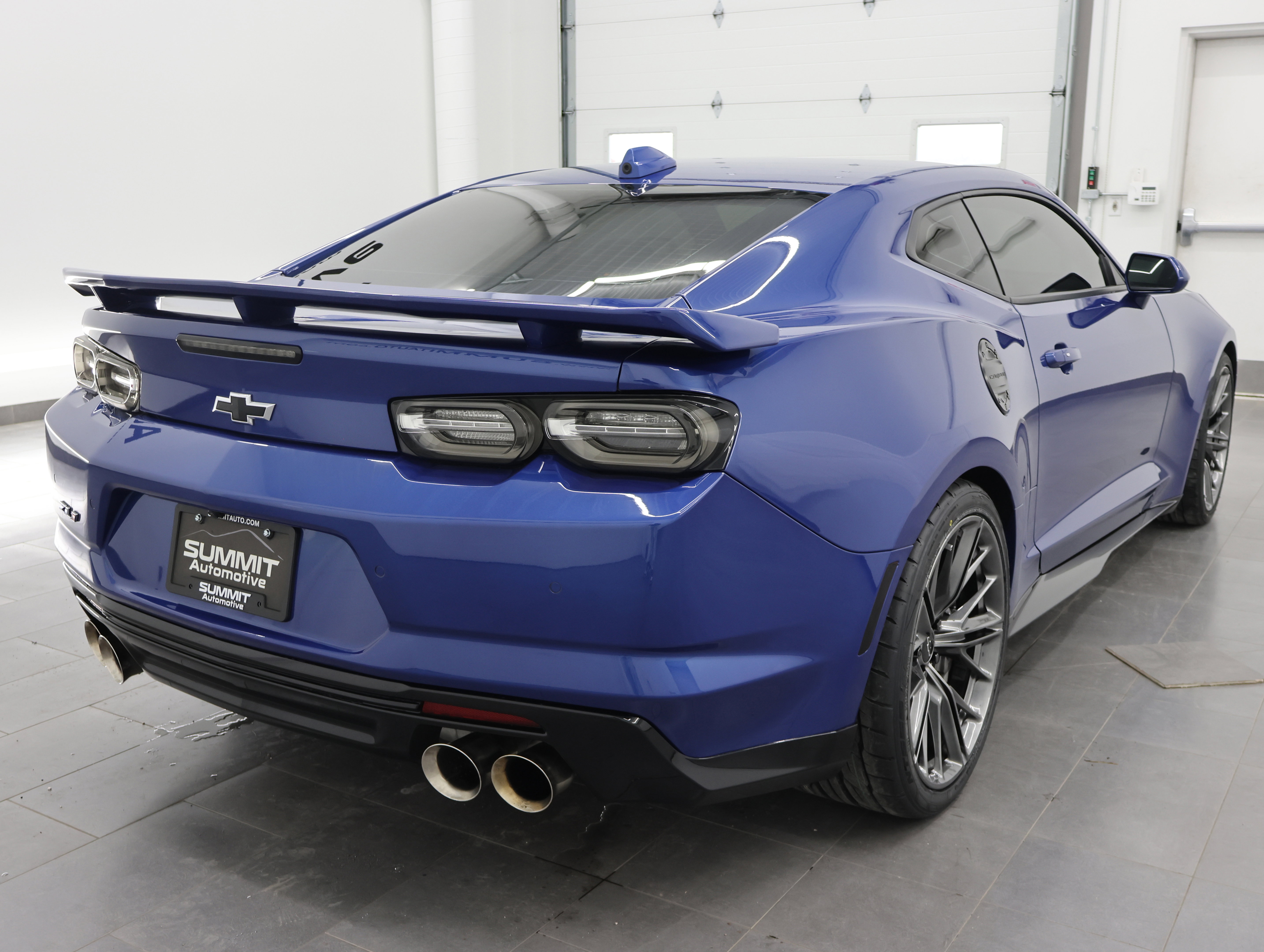 Used 2023 Chevrolet Camaro ZL1 RWD image 5