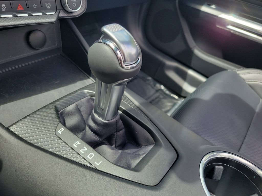 Used 2025 Ford Mustang Premium image 26