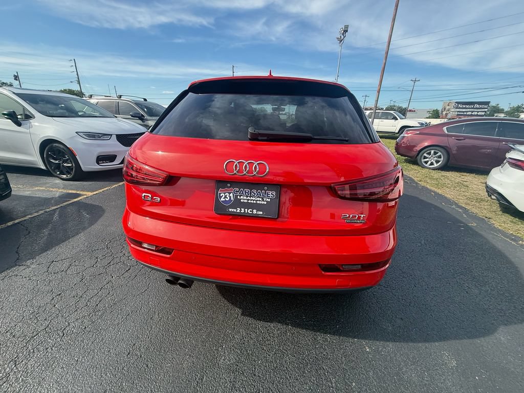 Used 2018 Audi Q3 2.0T Premium Plus w/ Premium Plus Package AWD/4WD image 4