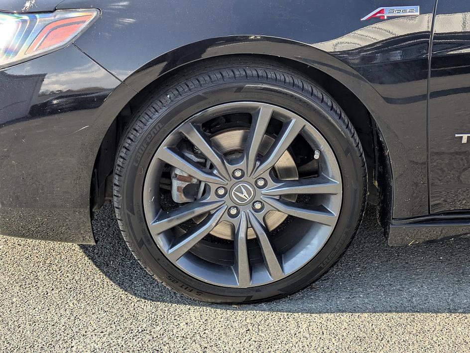 Used 2018 Acura TLX V6 w/ Technology & A-SPEC Pkg image 10