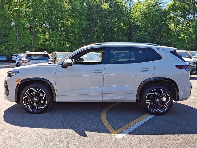 Used 2025 Volkswagen Tiguan SEL R-Line AWD/4WD image 6