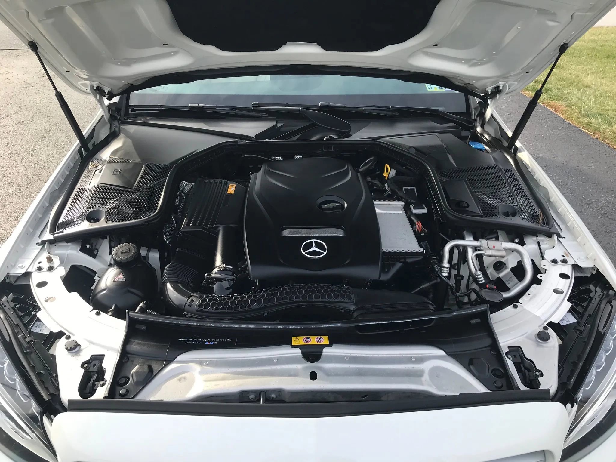 Used 2017 Mercedes-Benz C 300 4MATIC Sedan image 52