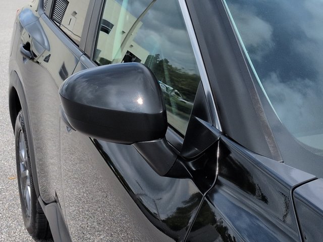 Used 2021 Nissan Rogue S AWD/4WD image 13