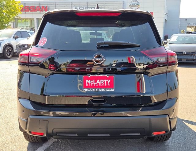 New 2026 Nissan Rogue Dark Armor FWD image 6