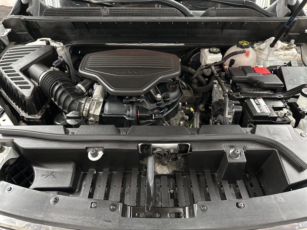 Used 2023 GMC Acadia AT4 w/ Preferred Package image 40