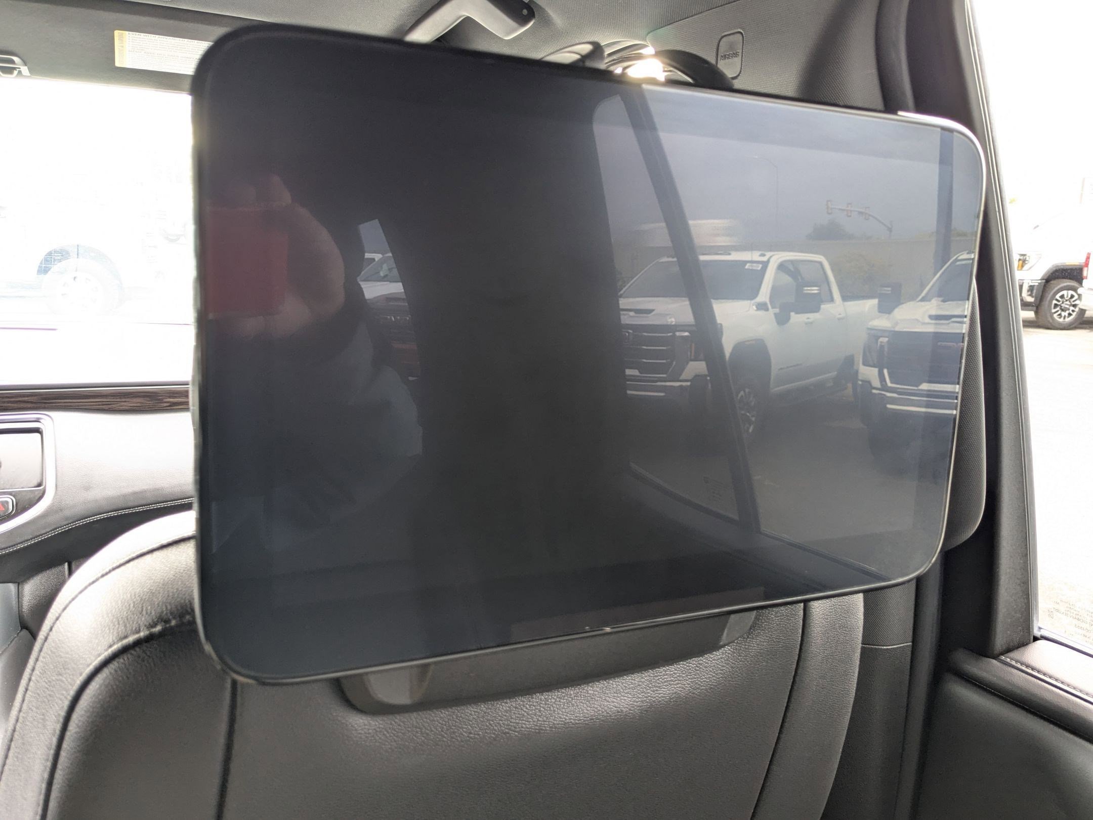 Used 2021 Chevrolet Tahoe Z71 w/ Rear Media and Nav Package image 29