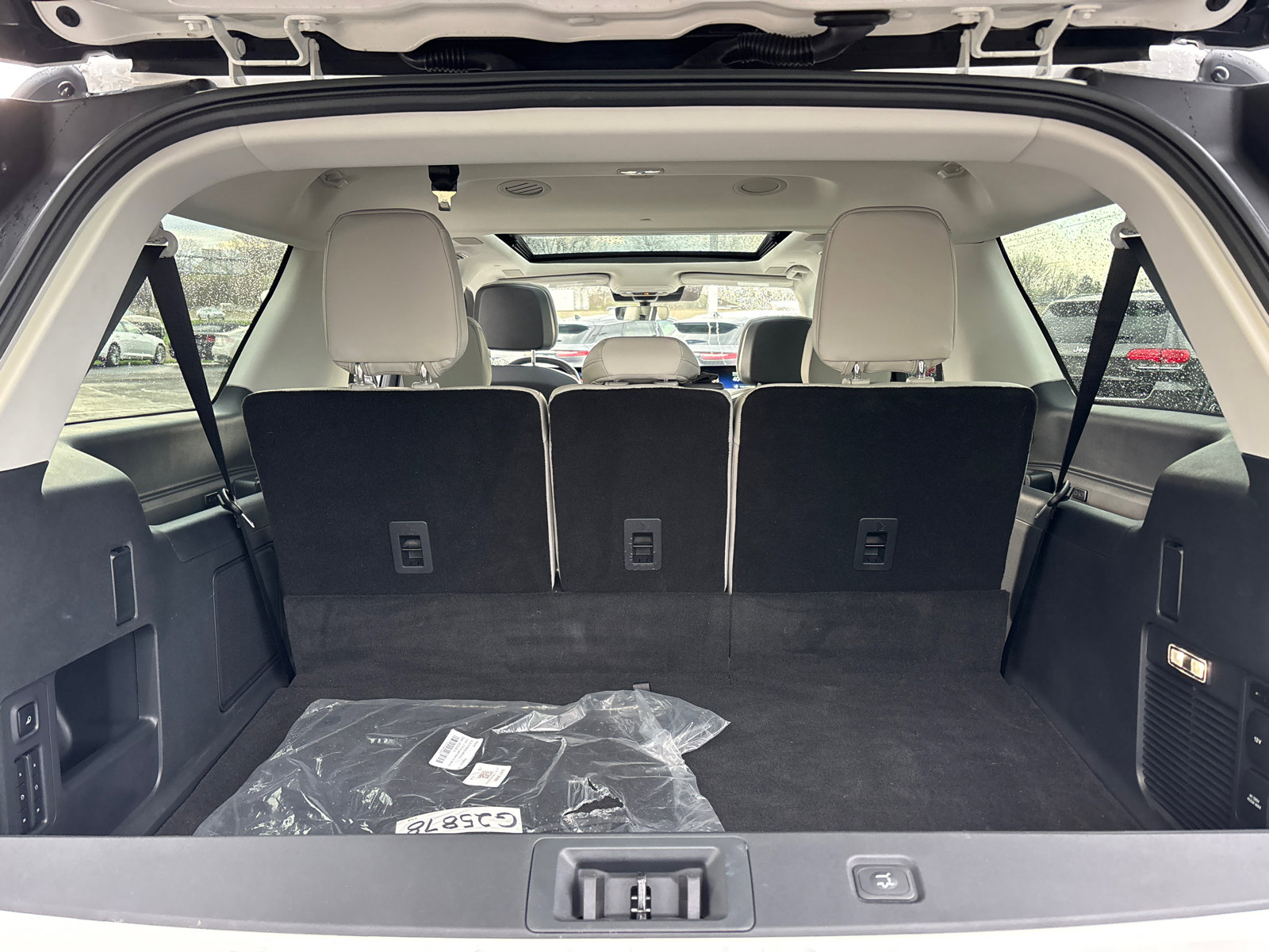 New 2025 Lincoln Navigator L Reserve AWD/4WD image 9