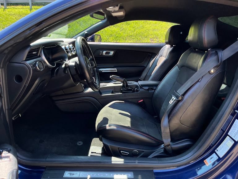Used 2019 Ford Mustang GT Premium w/ Equipment Group 401A RWD image 8