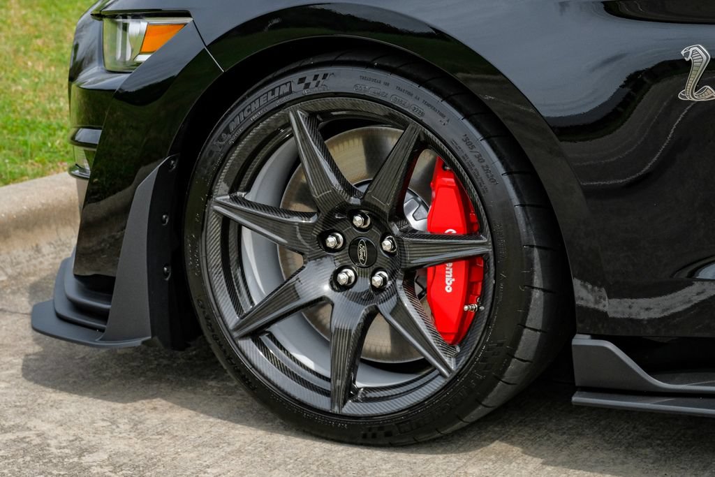 Used 2020 Ford Mustang Shelby GT500 w/ Carbon Fiber Track Pack RWD image 58