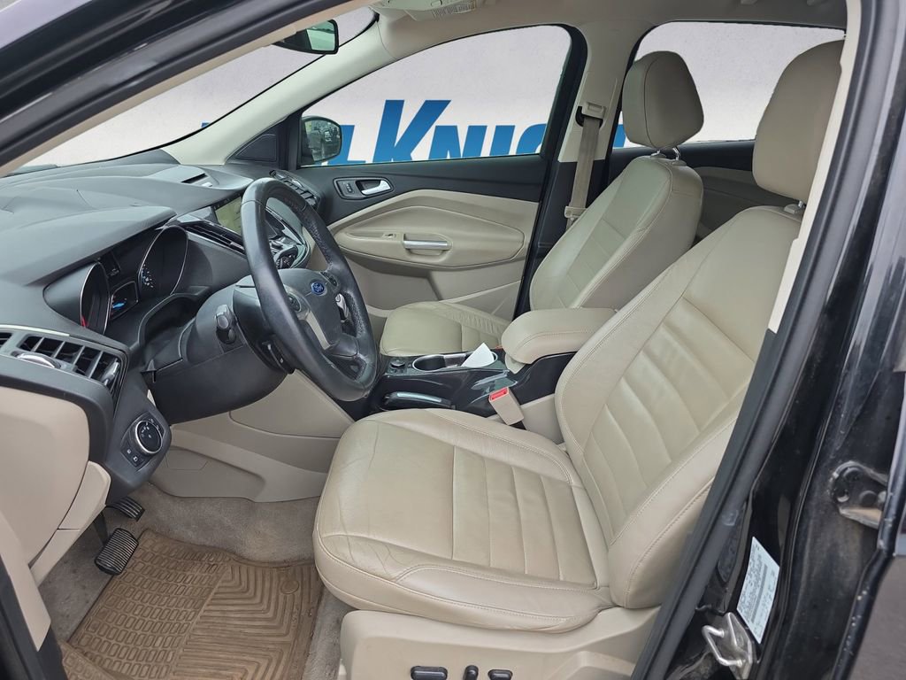Used 2016 Ford Escape Titanium FWD image 9