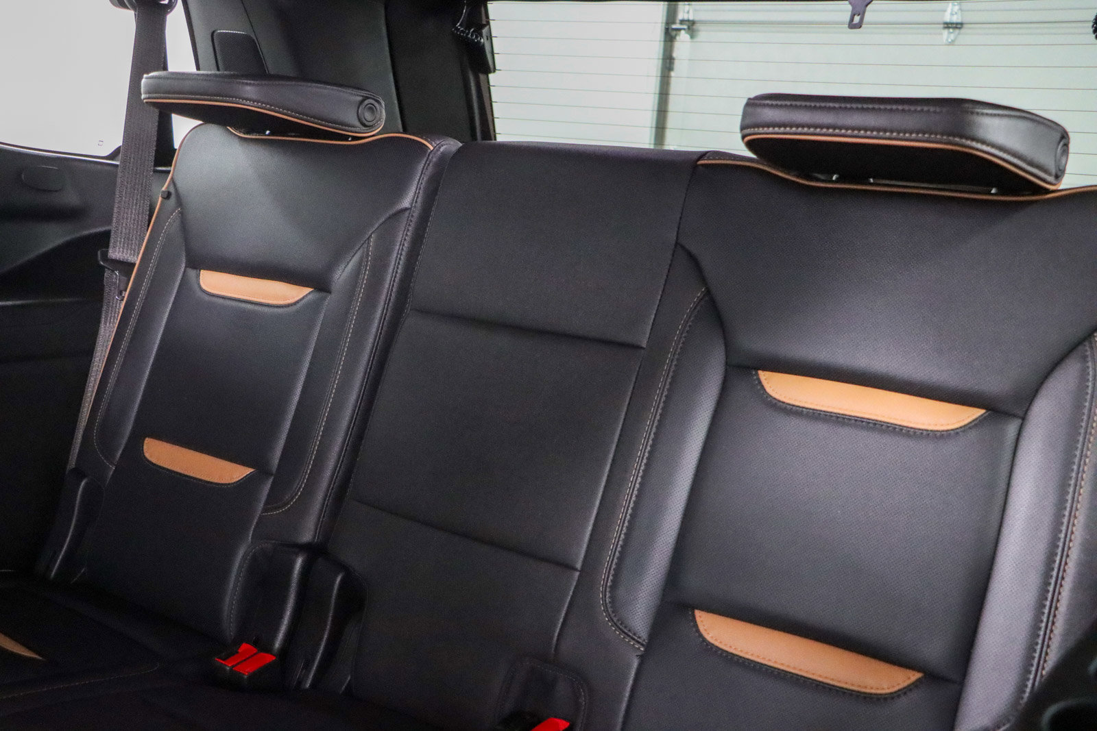 Used 2024 GMC Yukon AT4 w/ Max Trailering Package image 29