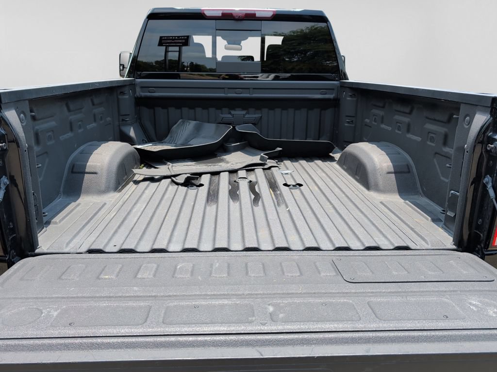 Used 2025 Chevrolet Silverado 3500 LTZ w/ LTZ Premium Package AWD/4WD image 38