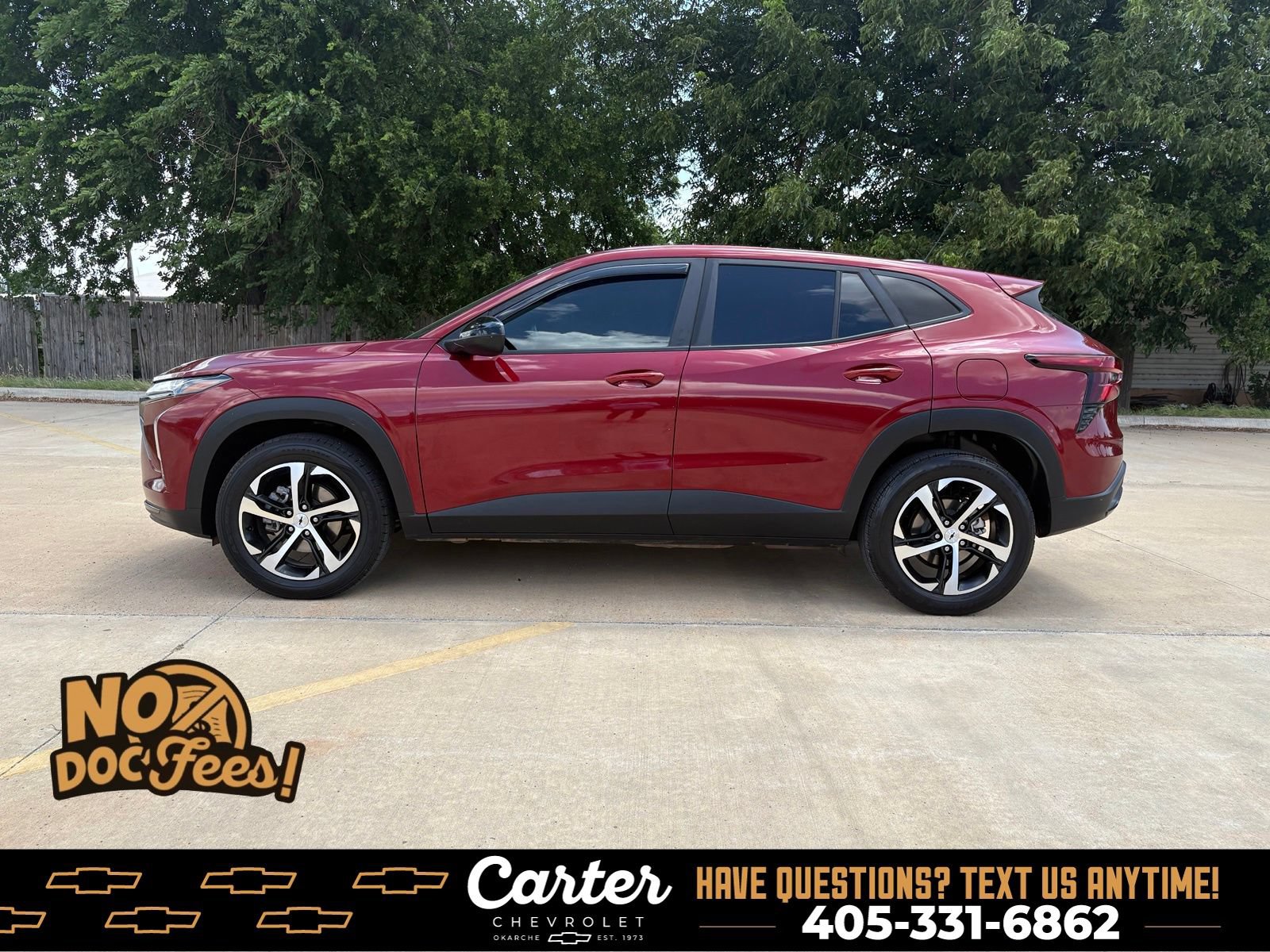 Used 2024 Chevrolet Trax RS w/ Sunroof Package FWD image 7