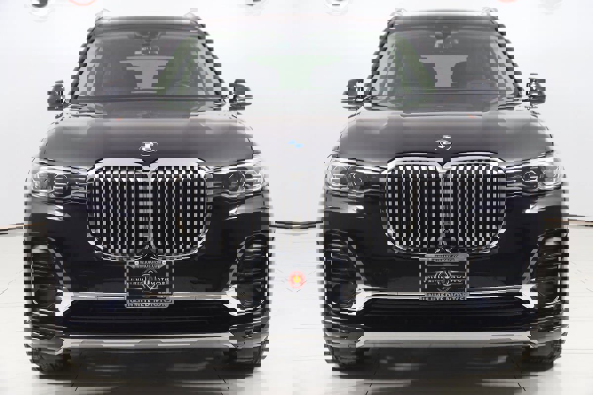 Used 2022 BMW X7 xDrive40i w/ Premium Package image 61