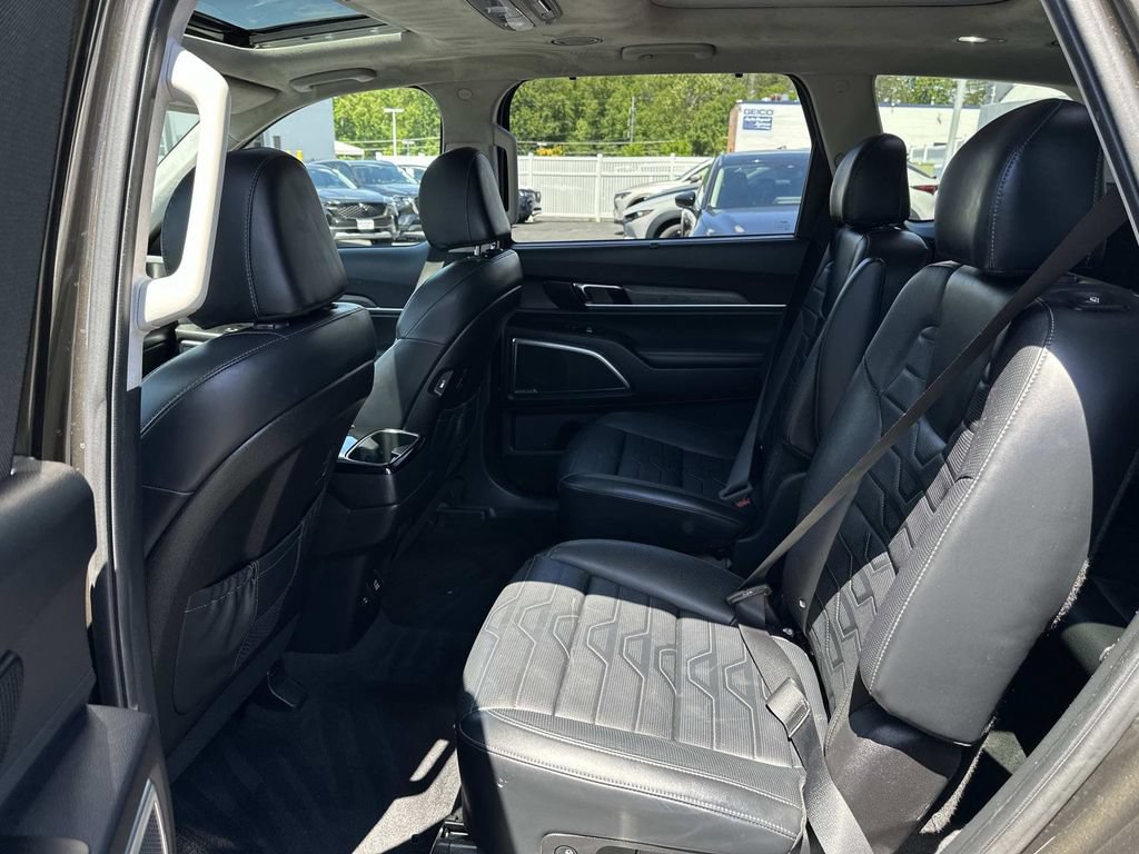 Used 2022 Kia Telluride SX w/ SX Prestige Package AWD/4WD image 30