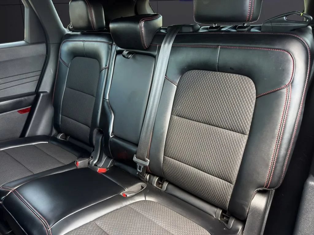 Used 2024 Ford Escape ST-Line w/ Tech Pack #1 FWD image 19