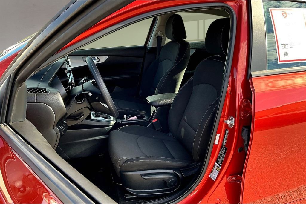 Used 2024 Kia Forte LXS image 21