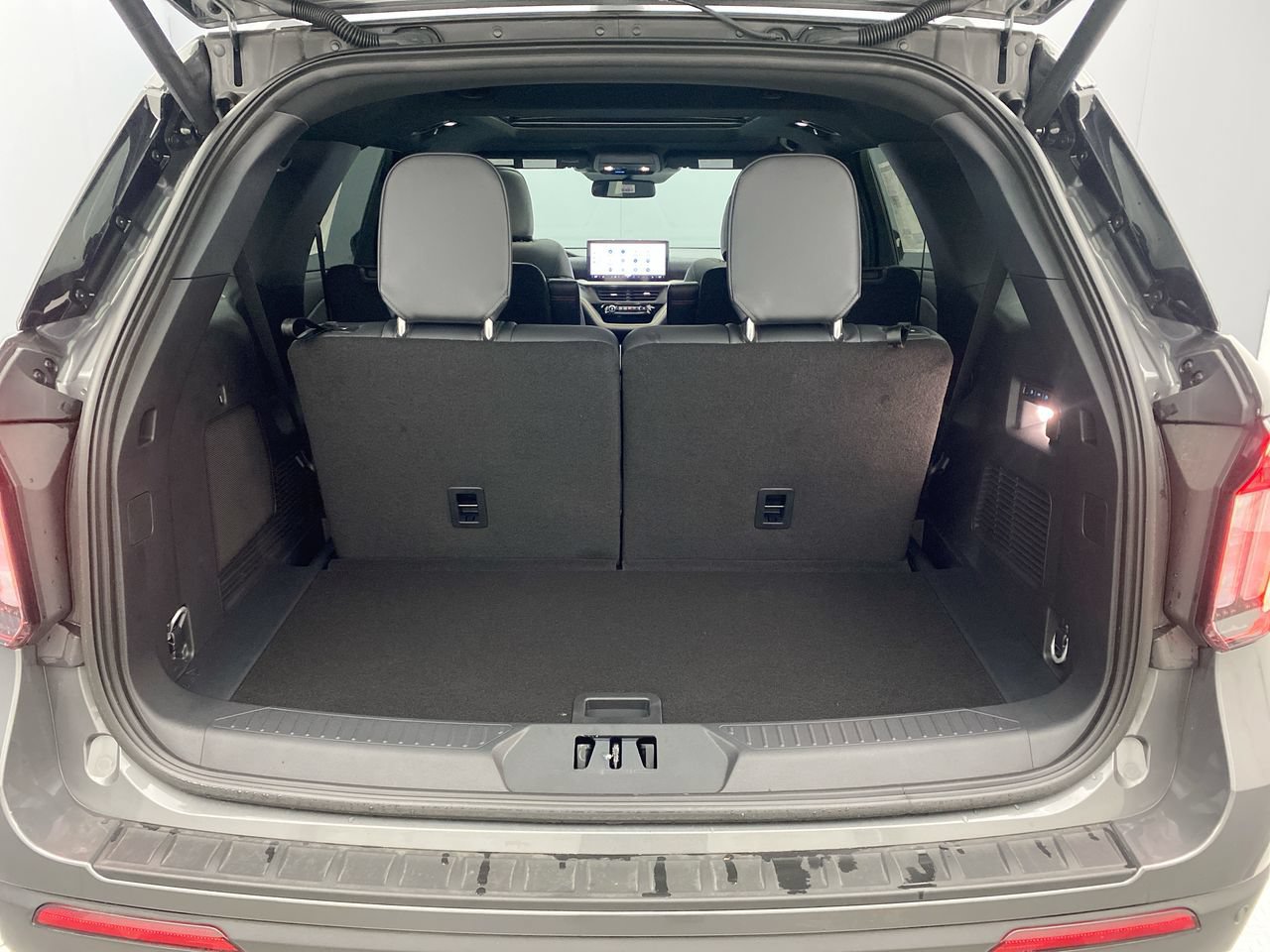 New 2026 Ford Explorer Tremor AWD/4WD image 26
