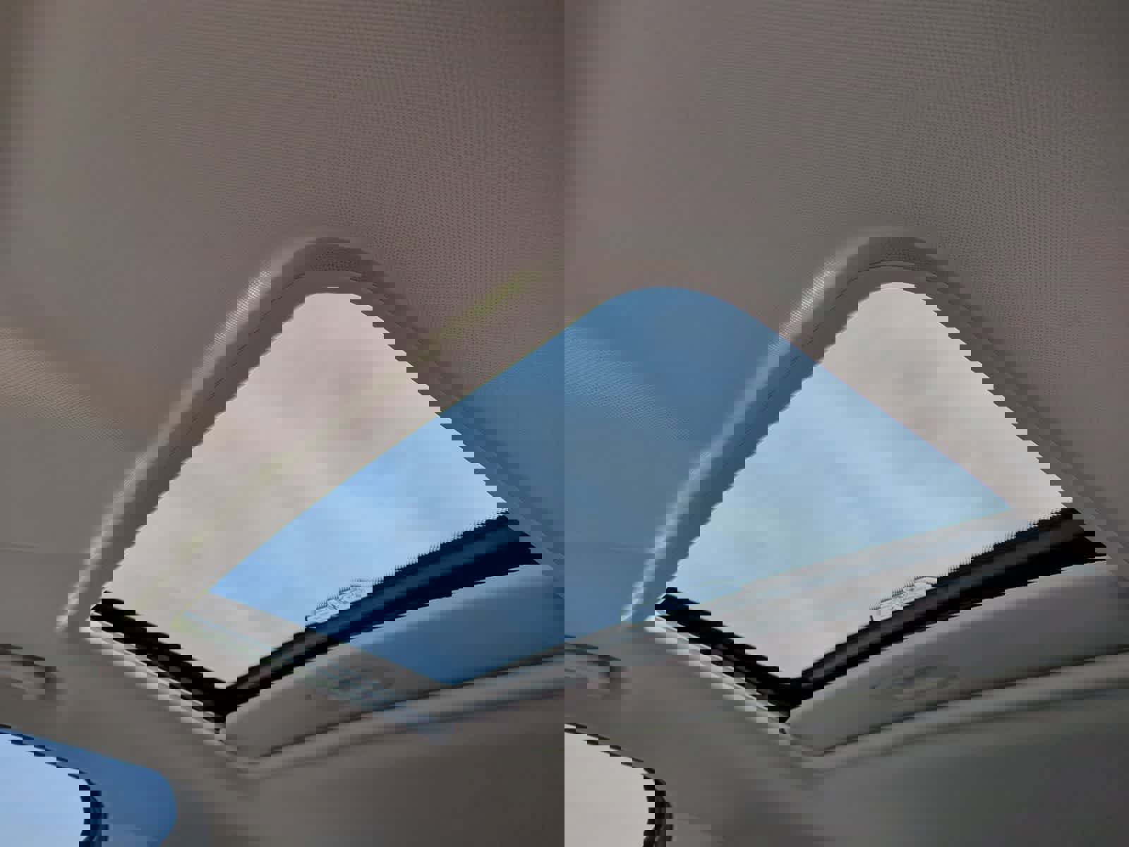 Used 2020 Ford EcoSport SE w/ SE Convenience Package image 19