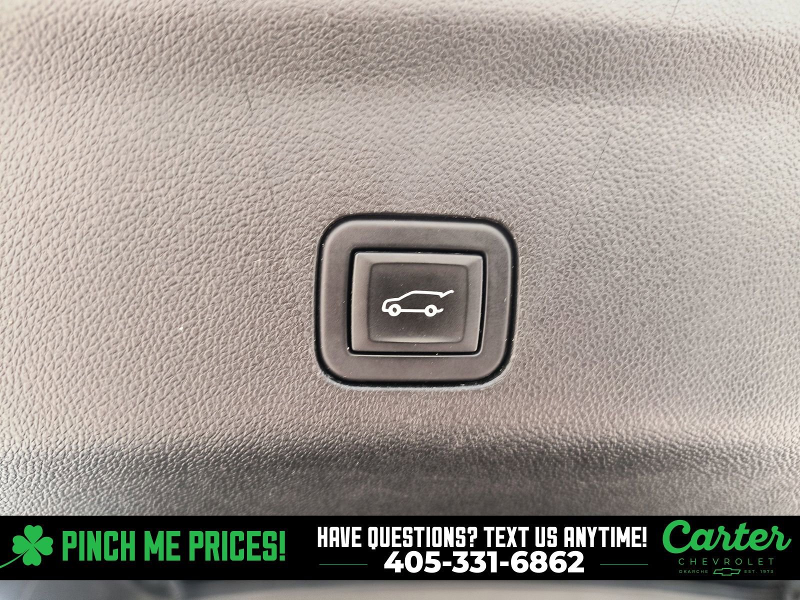 Used 2023 Chevrolet Suburban Premier image 16