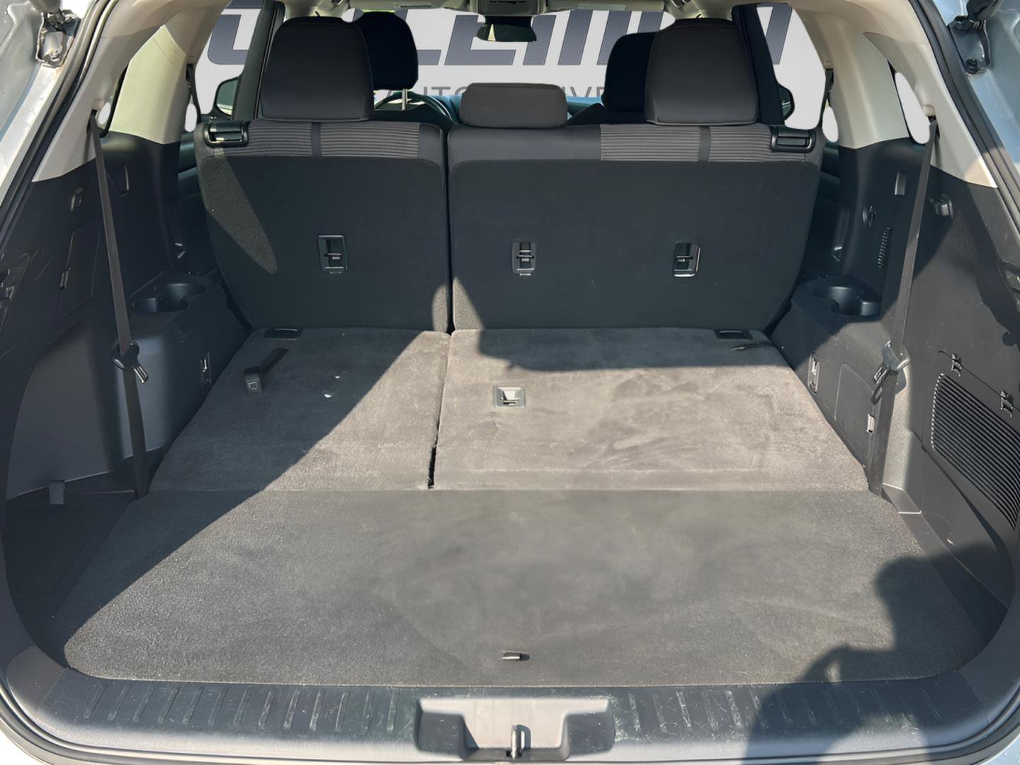 Used 2024 Toyota Highlander LE AWD/4WD image 26