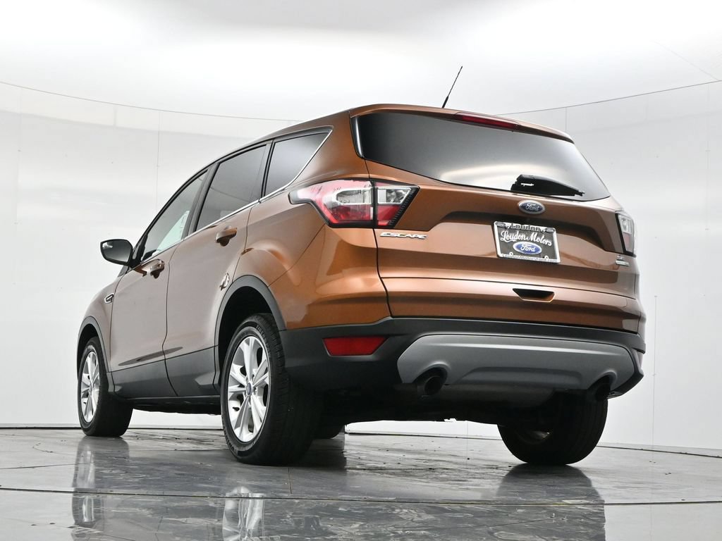 Used 2017 Ford Escape SE AWD/4WD image 48