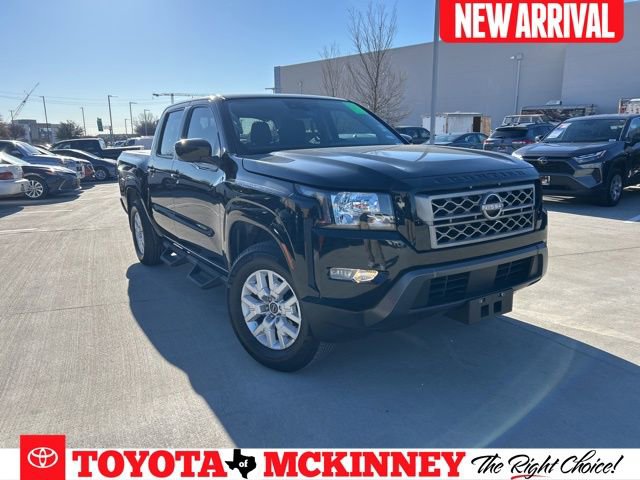 Used 2022 Nissan Frontier SV image 1