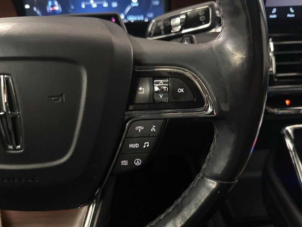 Used 2022 Lincoln Navigator Reserve image 28