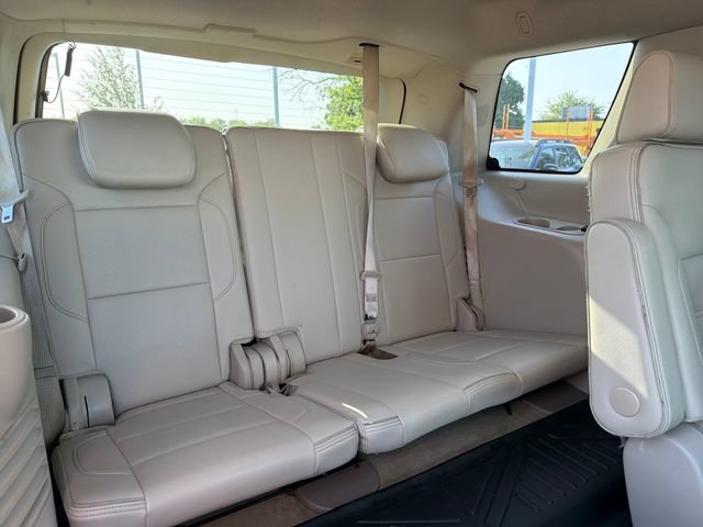 Used 2015 GMC Yukon Denali w/ Premium Package AWD/4WD image 27