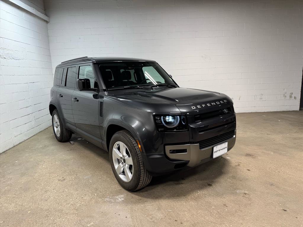 Used 2026 Land Rover Defender 110 S image 4