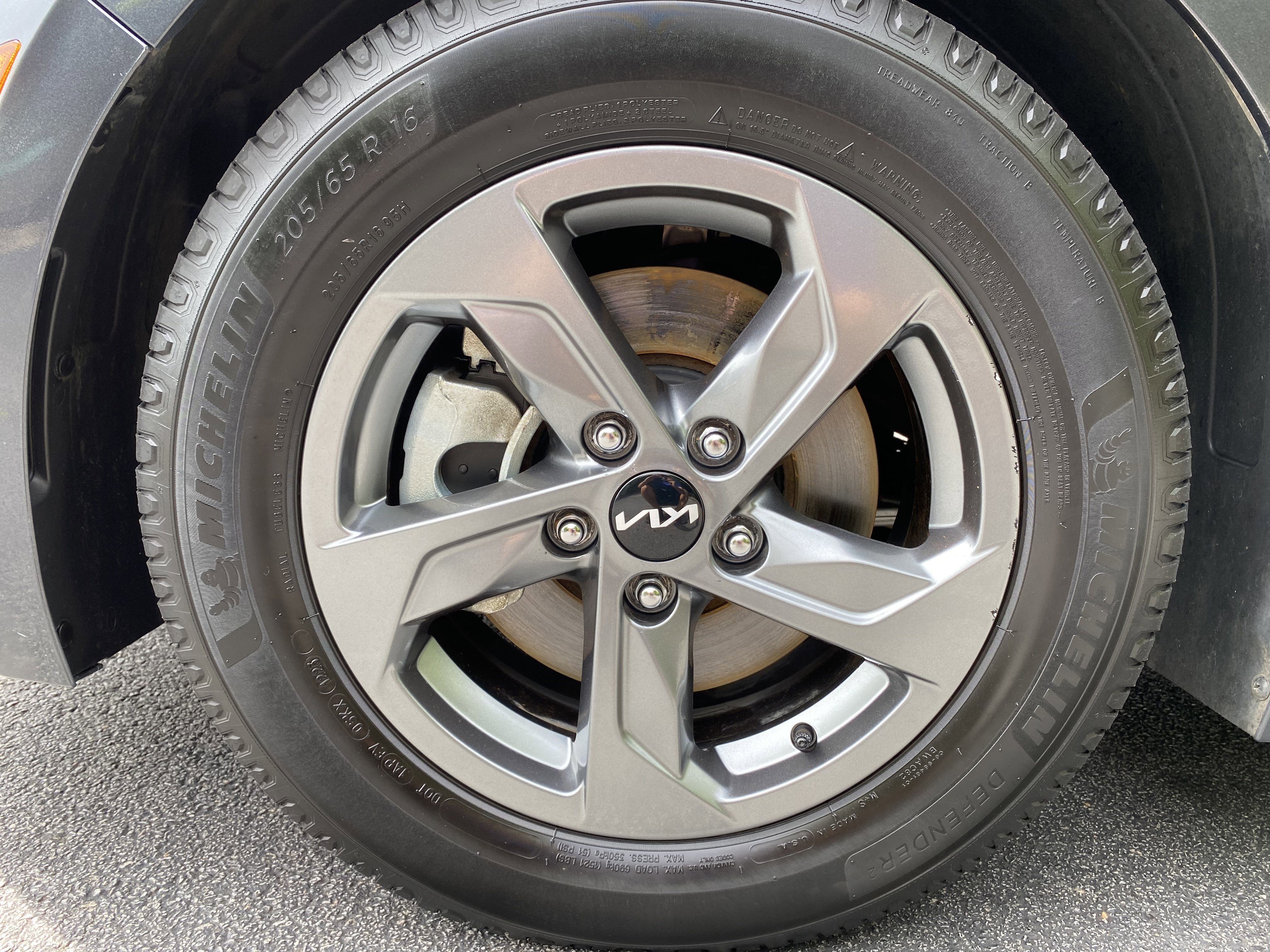 Used 2022 Kia K5 LXS FWD image 12