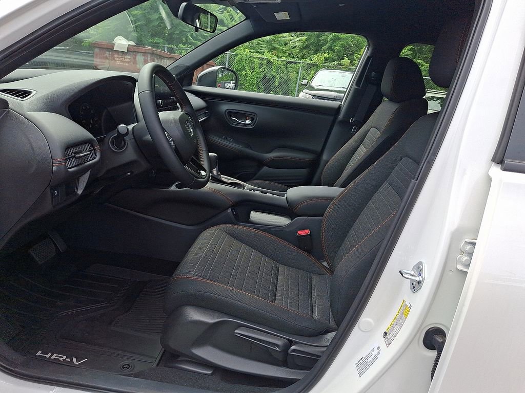 New 2025 Honda HR-V Sport image 6