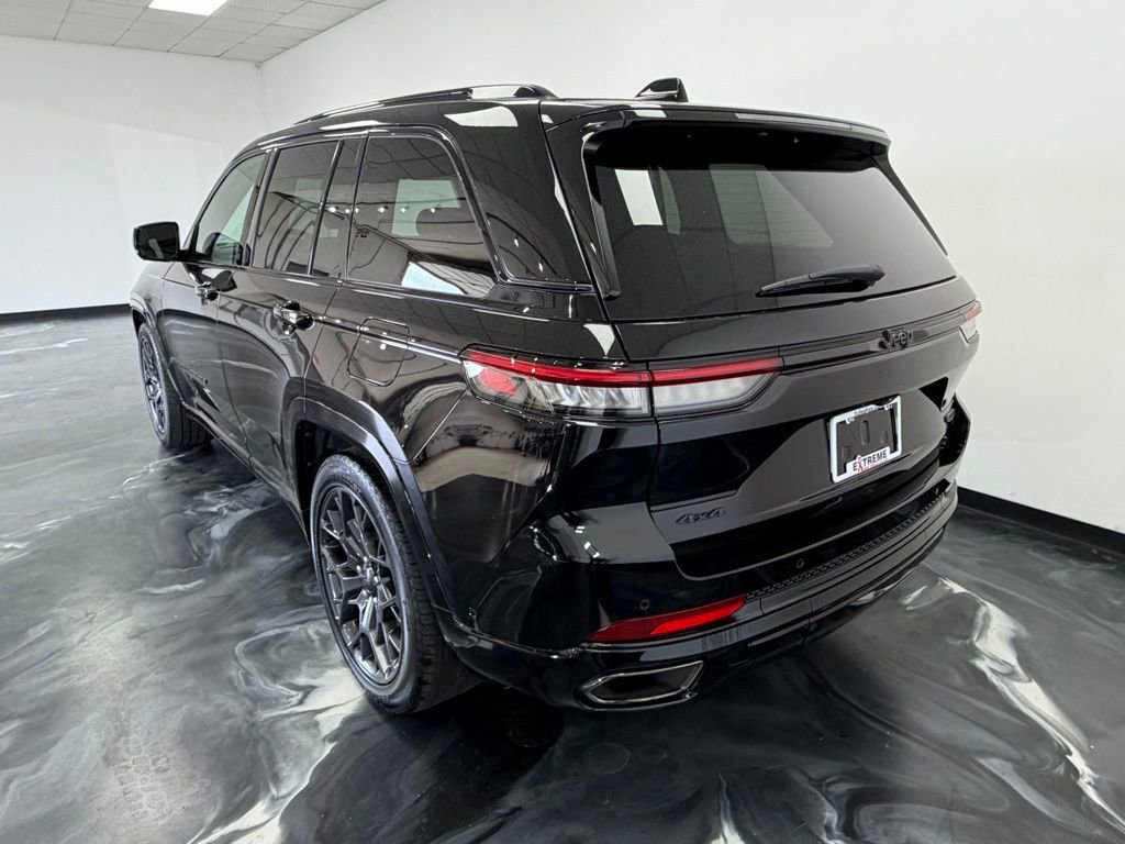 Used 2024 Jeep Grand Cherokee Summit image 18