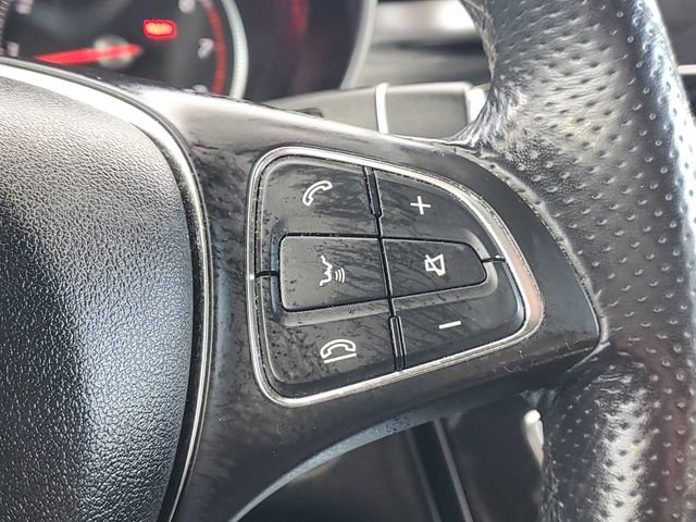 Used 2018 Mercedes-Benz GLC 300 4MATIC image 22