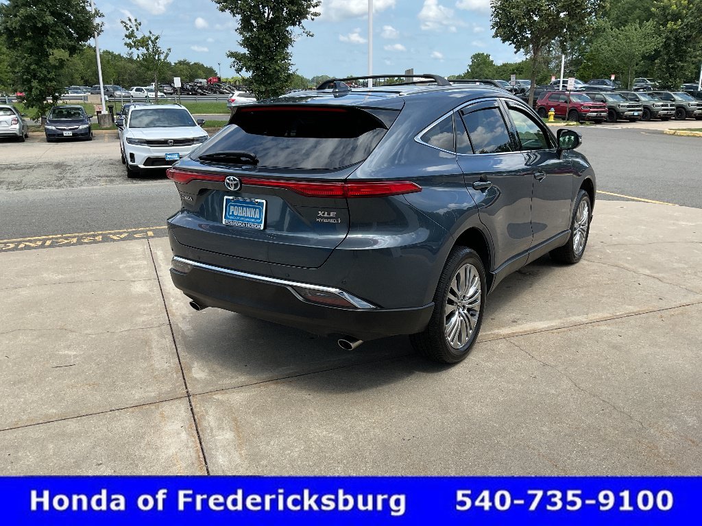 Used 2022 Toyota Venza XLE AWD/4WD image 6