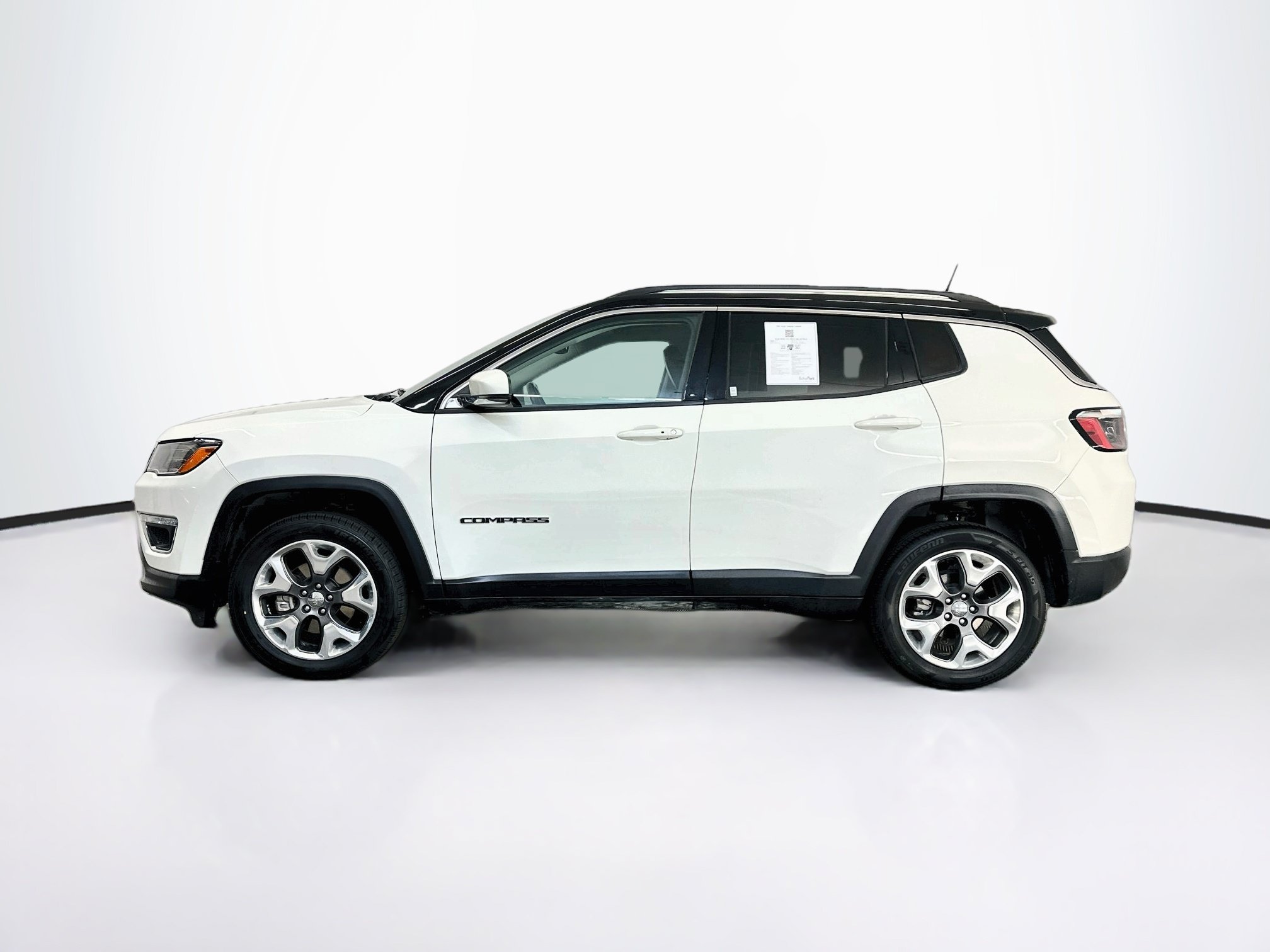 Used 2021 Jeep Compass Limited AWD/4WD image 4