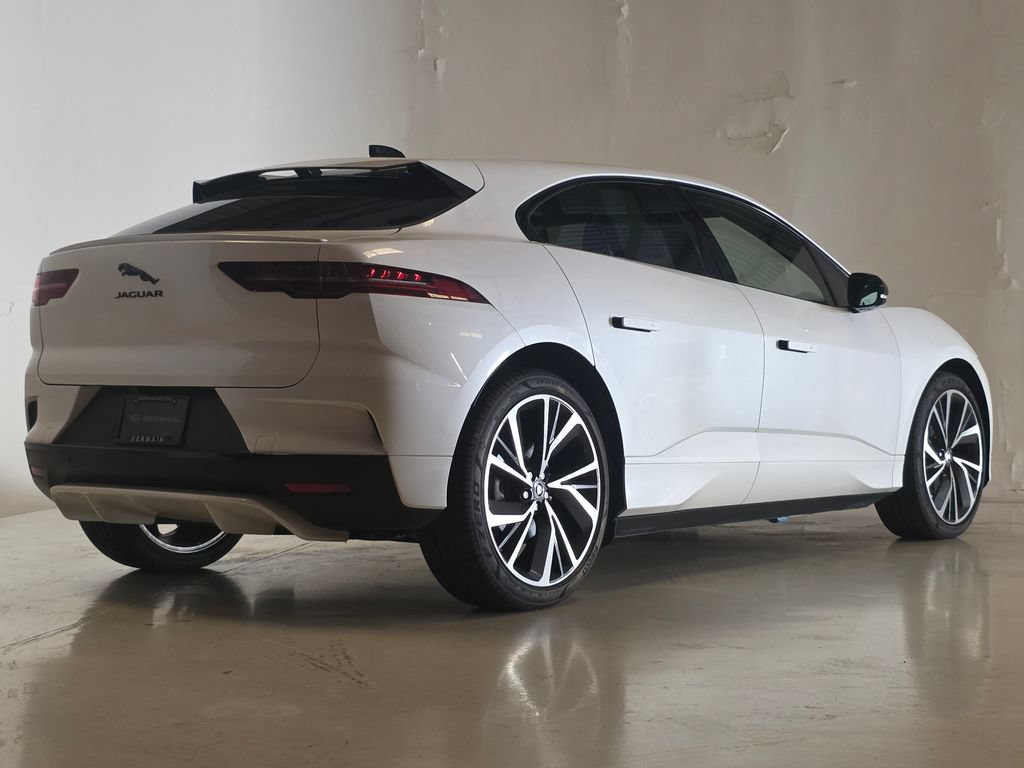 Certified 2024 Jaguar I-PACE R-Dynamic HSE AWD/4WD image 5