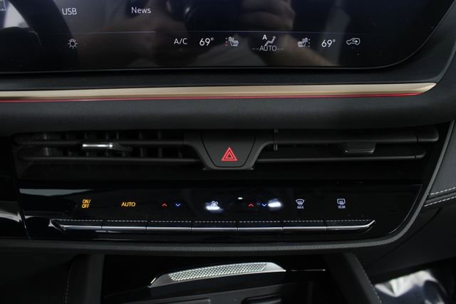 New 2026 Buick Envision Sport Touring image 7