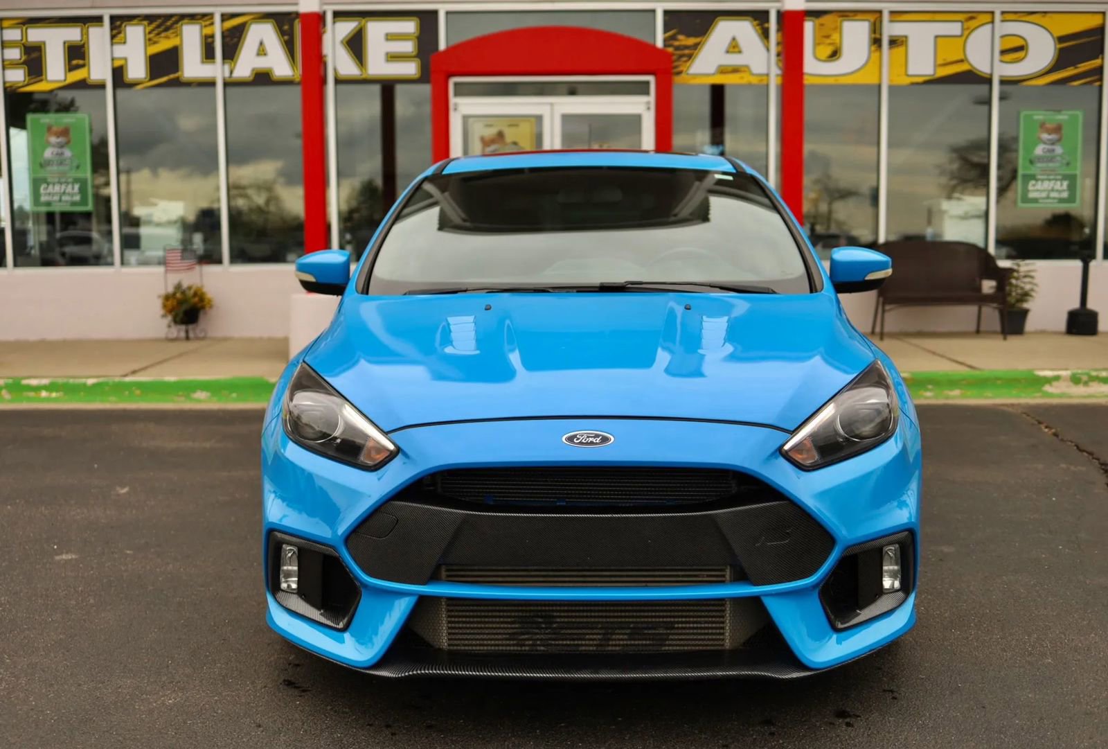 Used 2017 Ford Focus RS AWD/4WD image 2