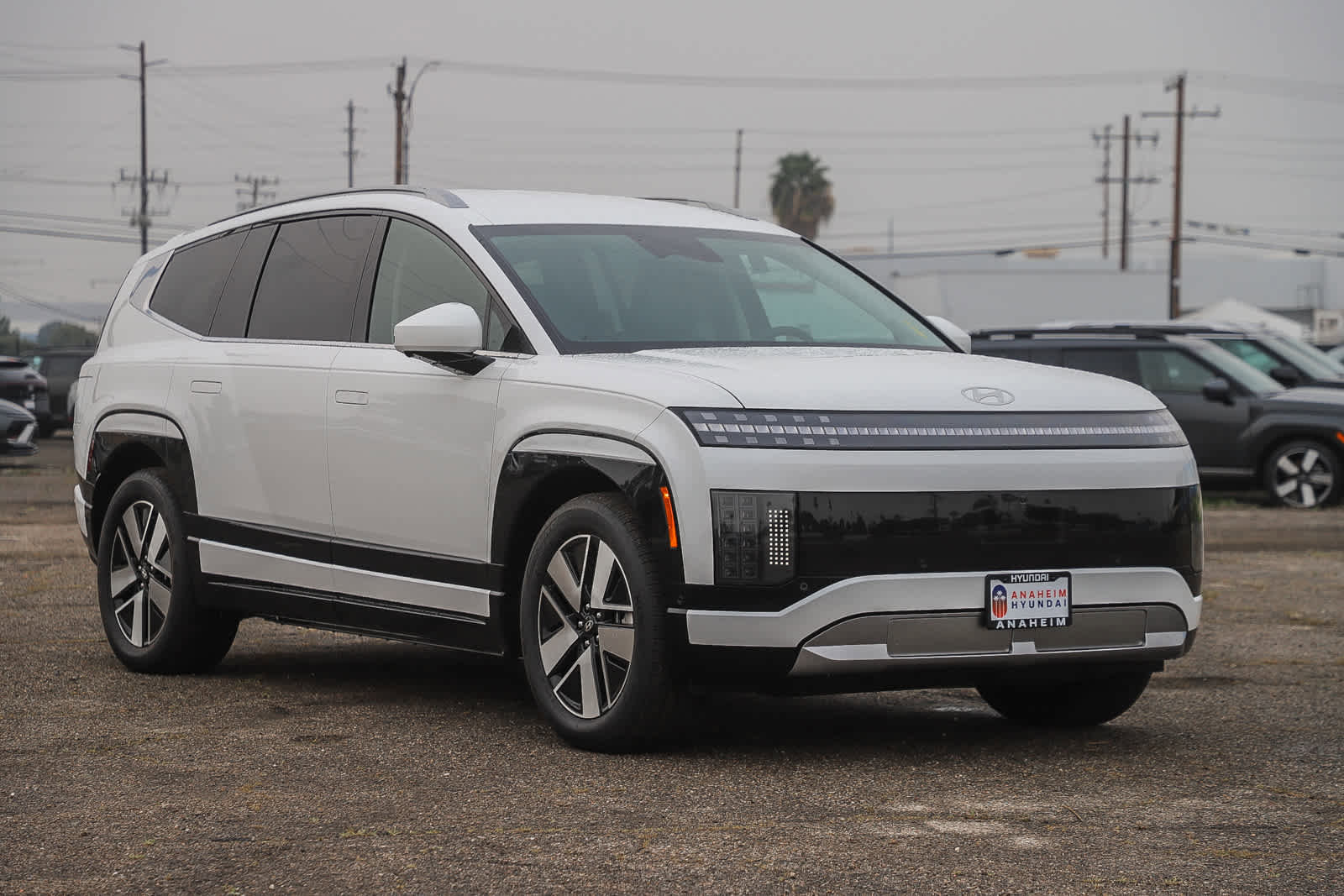 New 2026 Hyundai Ioniq 9 SEL image 3