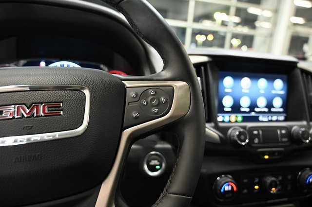 Used 2024 GMC Terrain Denali w/ Denali Premium Package image 24