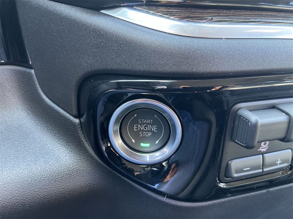 New 2026 GMC Sierra 2500 SLE w/ SLE Value Package; image 17