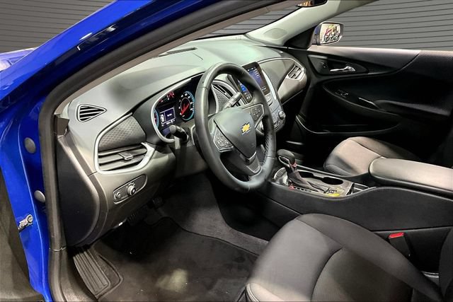Used 2023 Chevrolet Malibu RS FWD image 16