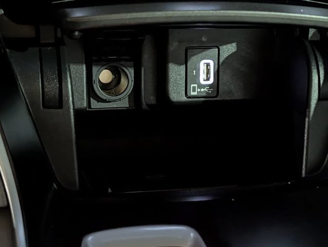 Used 2019 Honda Accord Touring image 17