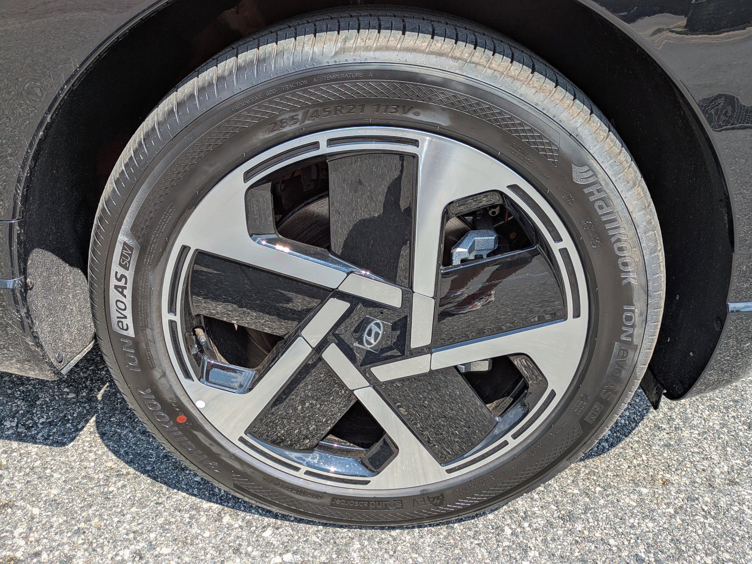 New 2026 Hyundai Ioniq 9 Limited image 14