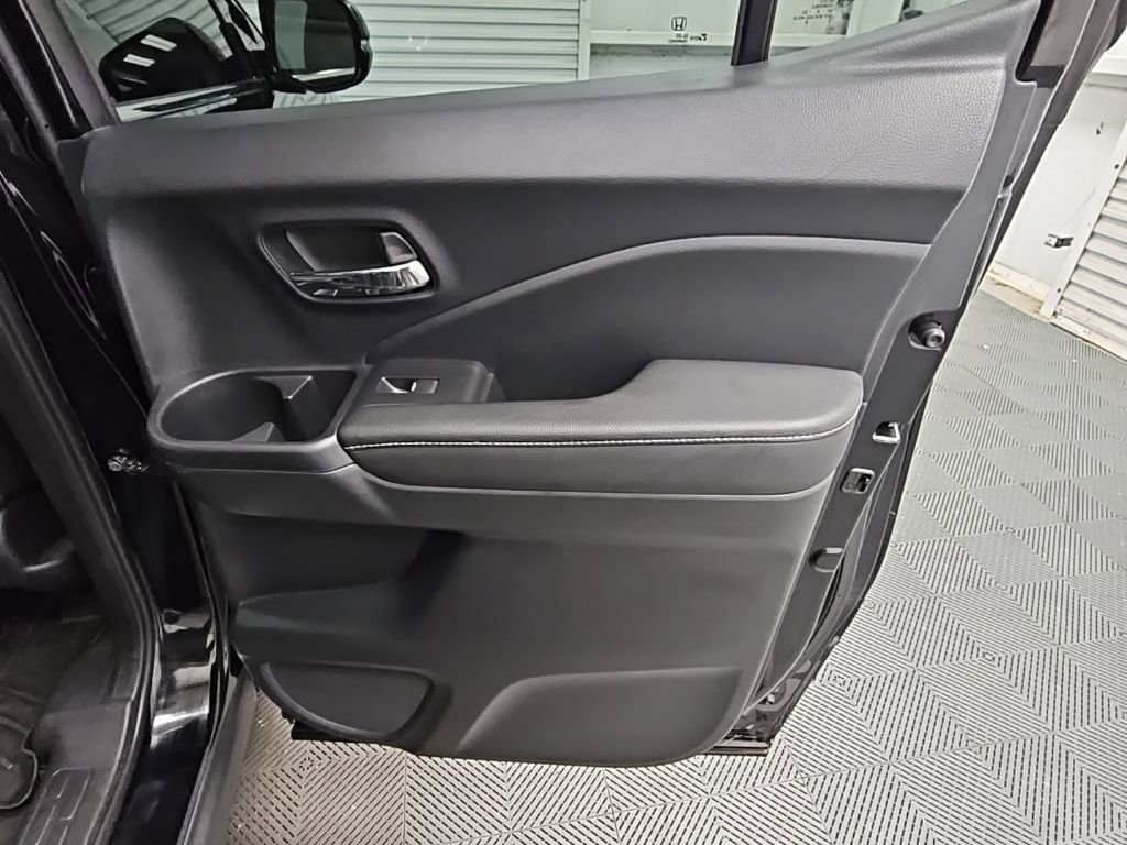 Used 2023 Honda Ridgeline RTL-E image 39