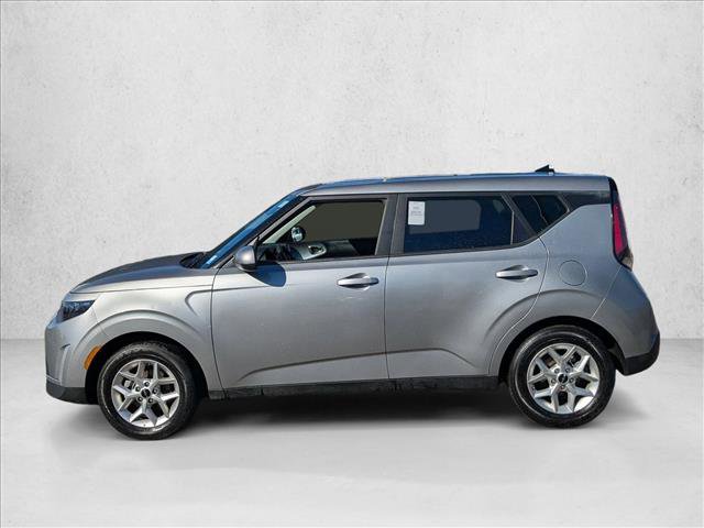 Used 2025 Kia Soul LX w/ LX Technology Package image 9