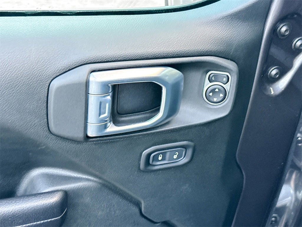 Used 2021 Jeep Wrangler Unlimited Sport image 18