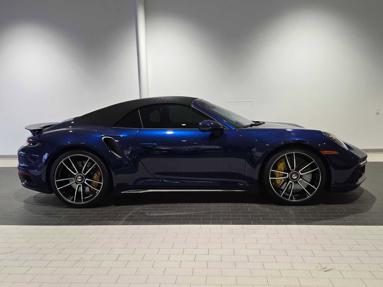 Used 2022 Porsche 911 Turbo S image 26
