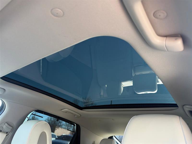 Used 2023 Genesis GV60 Advanced image 19